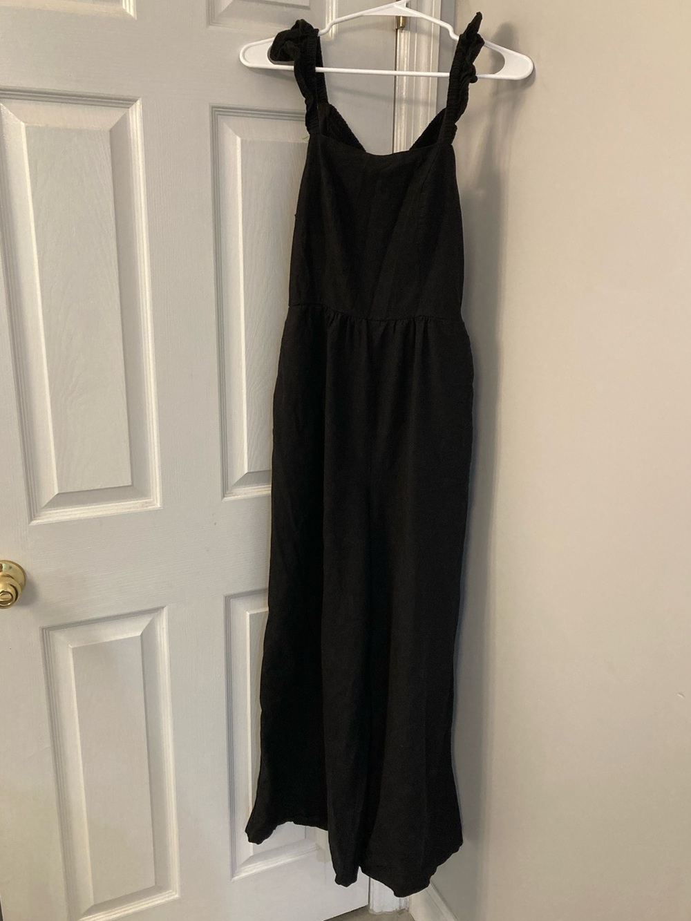 Sincerely Jules Black Ruffle Strapless Wide Leg Jumpsuit size Medium